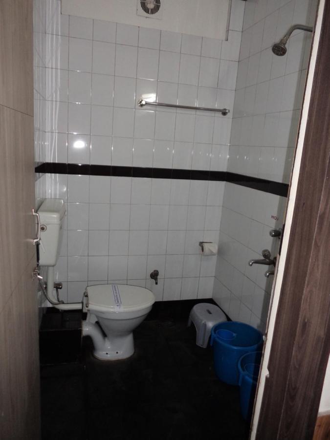 Hotel Monsoon 西隆 外观 照片